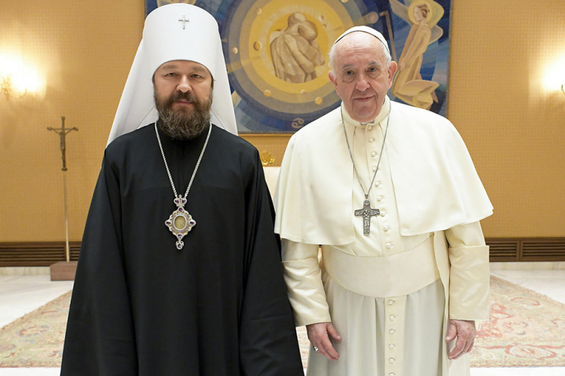 Митрополит Иларион встретился с папой Римским Франциском