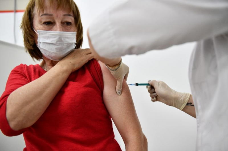 Роспотребнадзор: Более 65 млн россиян прошли вакцинацию от гриппа