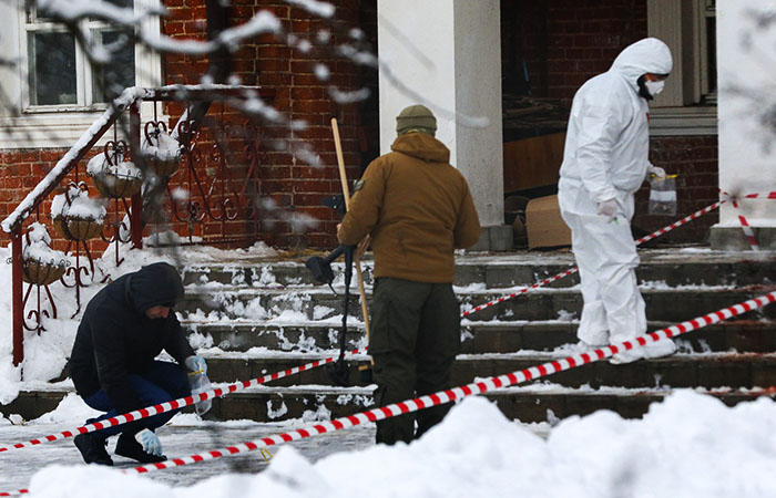 В квартире подростка, устроившего взрыв в Серпухове, нашли селитру и охолощенный автомат