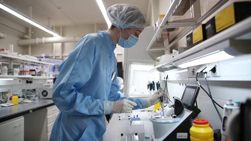 В России завершаются доклинические испытания «кефирной вакцины» от COVID-19