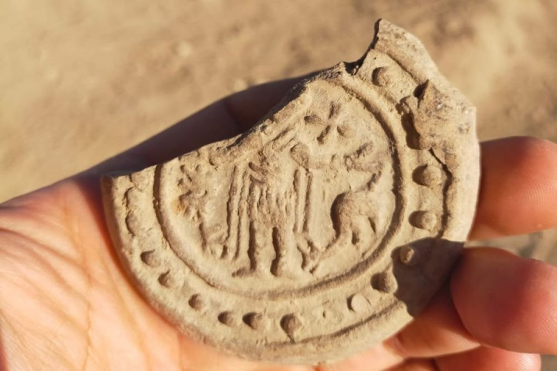 В Турции археологи нашли ампулу в слое возрастом 1400 лет