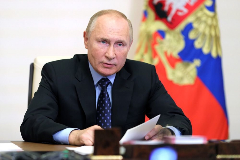 Путин подписал указ о выплатах семьям военных, погибших в спецоперации