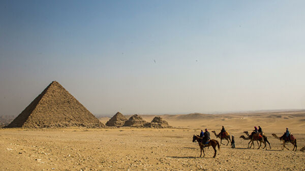 В Египте хотят открыть пирамиды и увеличить число гостей в отелях